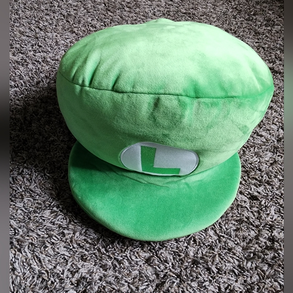 Super Mario Club Mocchi Mocchi Luigi Hat Pillow Plush NEW
